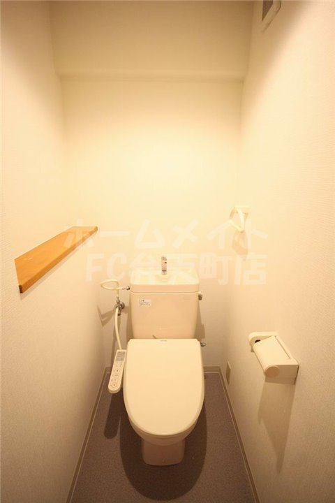 トイレ　清潔感のあるトイレです