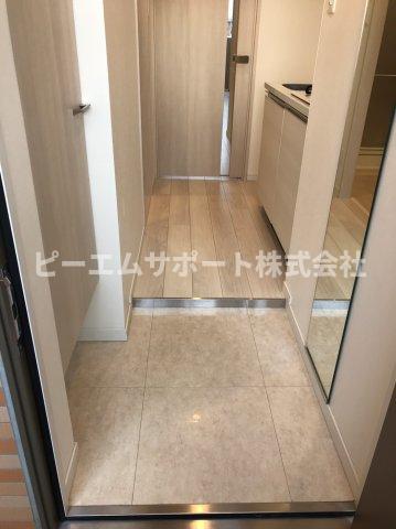 スプレスター志村坂上の玄関写真