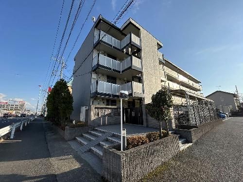 レオパレスエミールプラザの外観写真