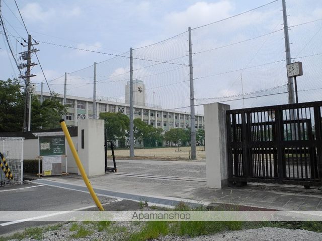 高校・高専　大阪府立生野高等学校（高校・高専）まで181m