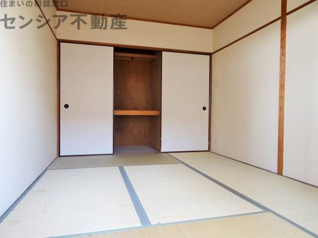 日宝ライフ放出西の内装写真