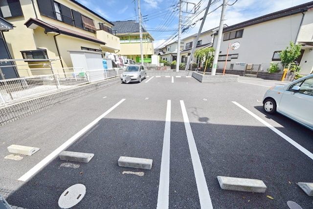 駐車場　★★敷地内駐車場完備★★