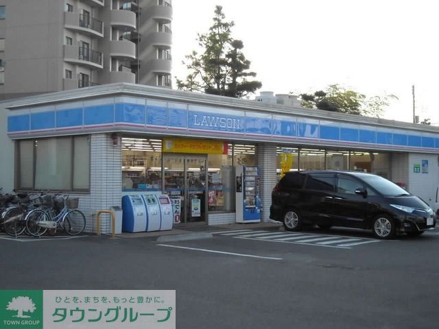 コンビニ　ローソン（コンビニ）まで748m