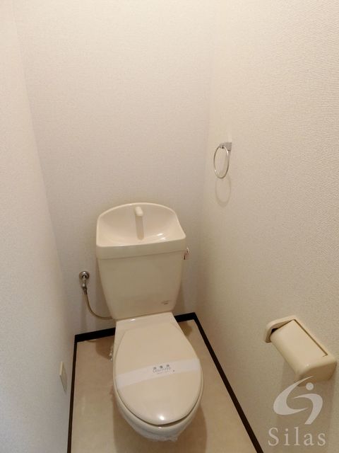 南海本線 住ノ江駅 徒歩7分 2階建 築21年のトイレ写真