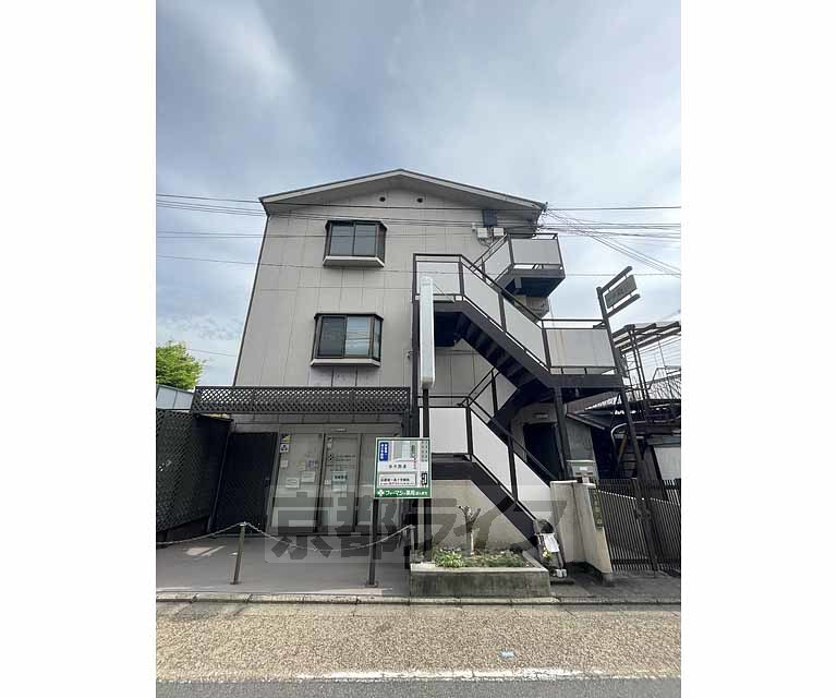 コーポ東山の外観写真