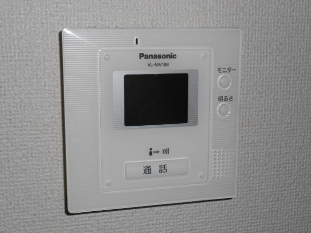 セキュリティ　カラーＴＶモニター付インターホン完備