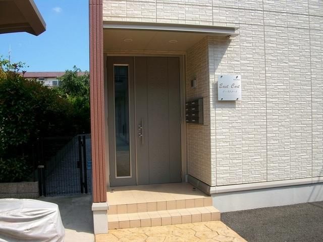 イーストコートの外観写真