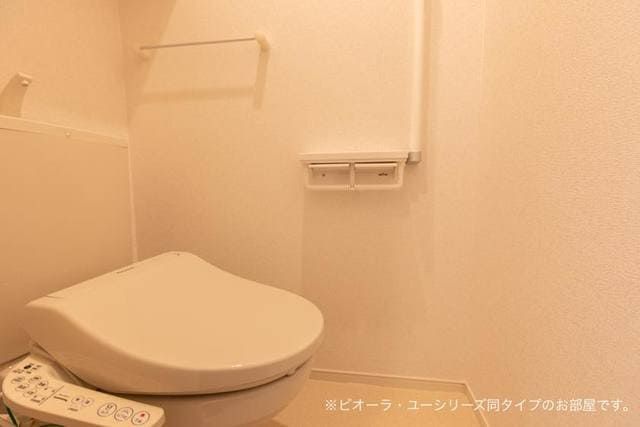 ルナ・ソレイユIのトイレ写真