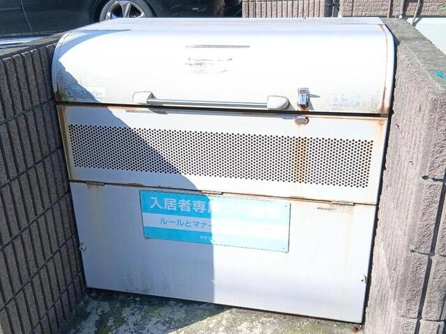 その他共有部分　入居者様専用ゴミストッカー