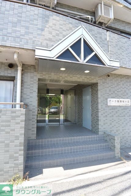 エントランス　★お問い合わせはタウンハウジングまで★