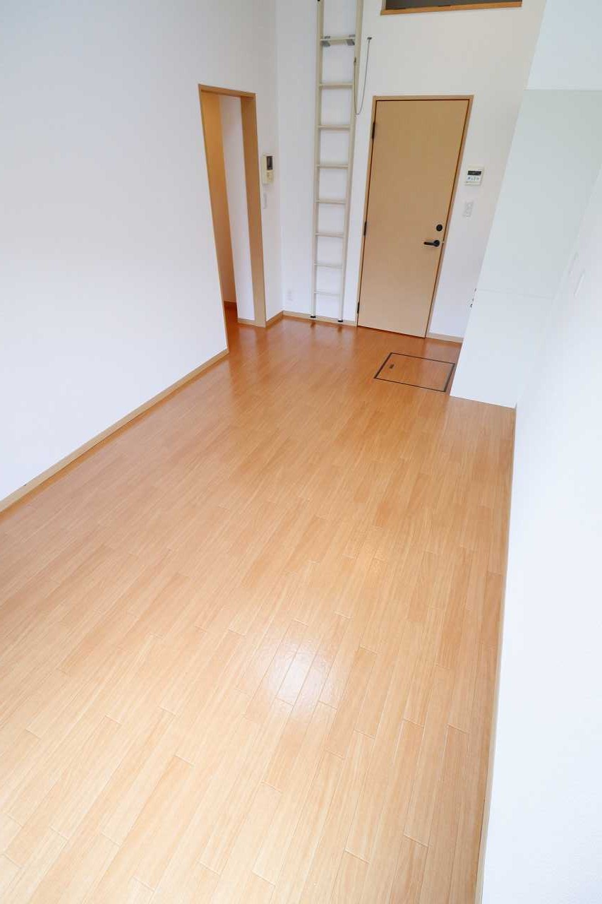 居室・リビング　※同物件、別部屋になります。