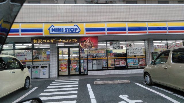 【豊橋市小松町のアパートのコンビニ】