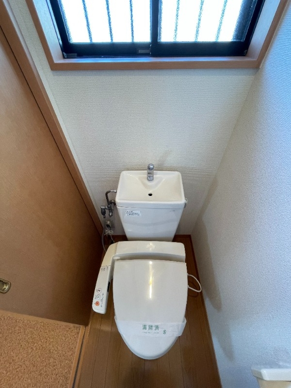 【グラシアス・レオーネIIIのトイレ】