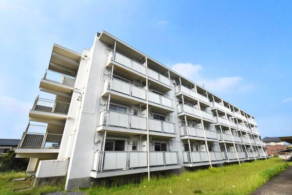 茨城県石岡市東光台５（マンション）の賃貸物件の外観