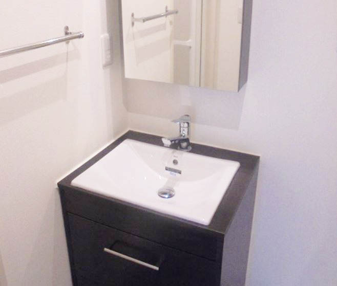 洗面設備　★収納付き、独立洗面台★