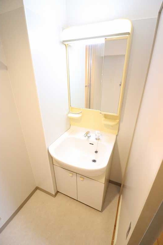 洗面設備　※同物件、別部屋になります。