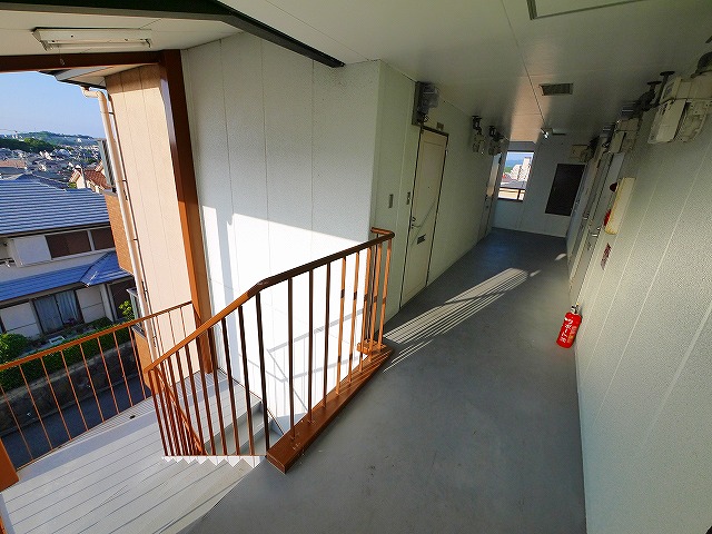 ロビー　落ち着いたロビーです