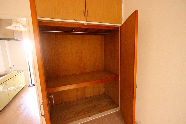 収納　同物件、別号室のものです。