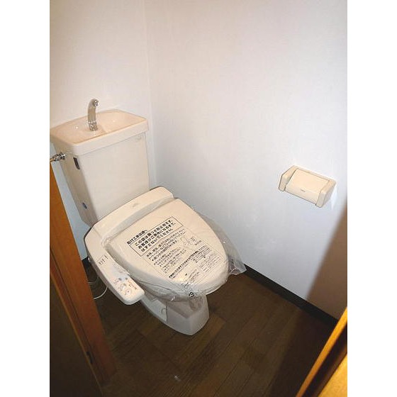 トイレ　写真は別のお部屋のものです（現況優先）