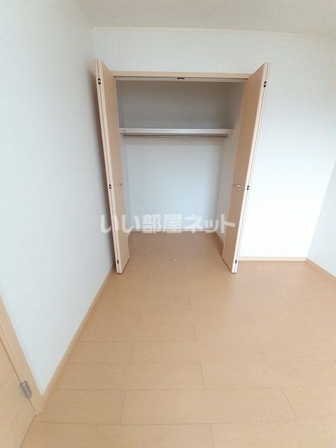 【新居浜市喜光地町のアパートの収納】