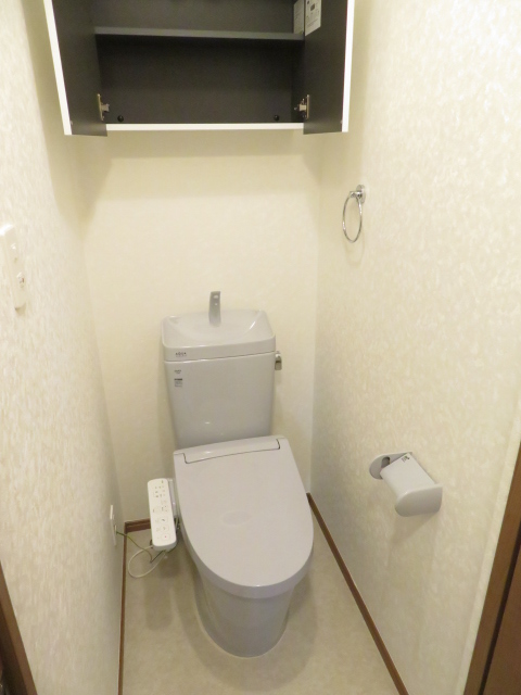 【板橋区四葉のアパートのトイレ】