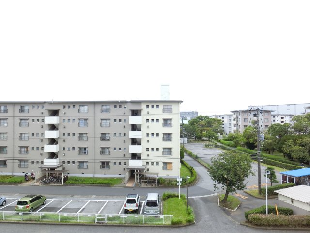 【幸町団地１０街区６棟の眺望】