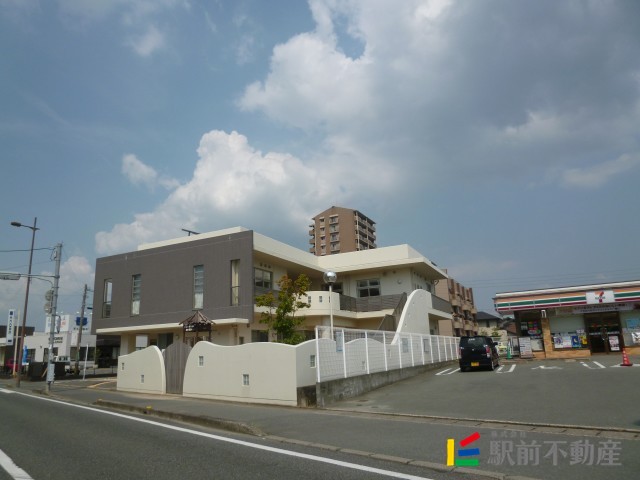 幼稚園・保育園　かおりこども園（幼稚園・保育園）まで400m