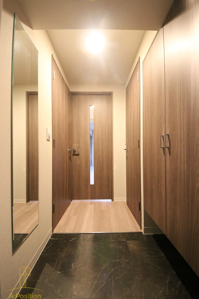 玄関　エスグランデ難波グランツ