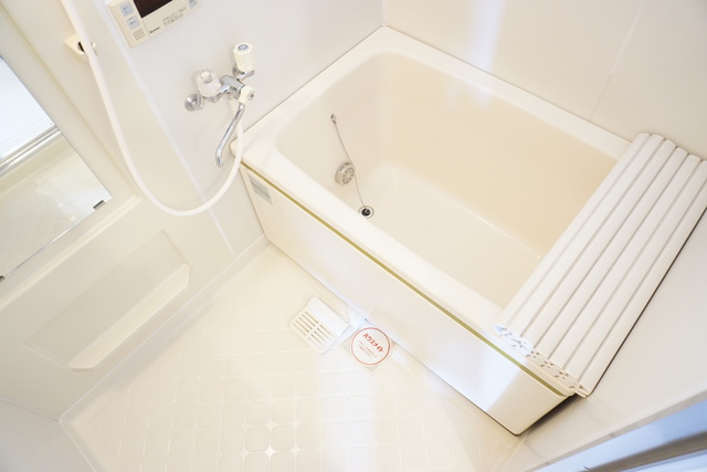 バス・シャワールーム　追焚付きのバスルーム☆