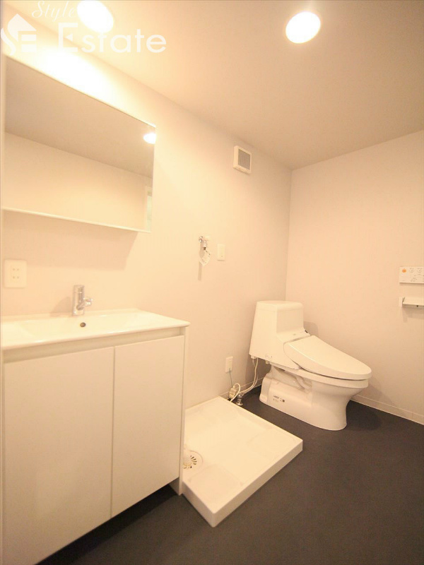 洗面設備　脱衣場　独立洗面台