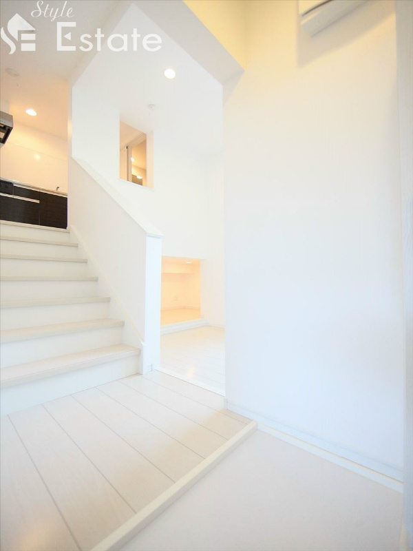 玄関　シューズボックス付