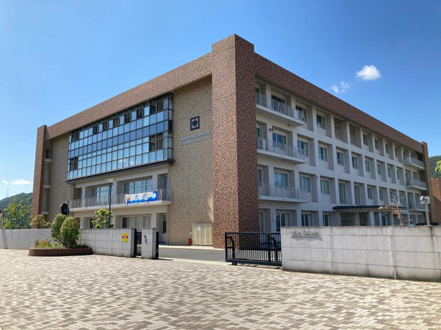 中学校　西脇南中学校（中学校）まで516m