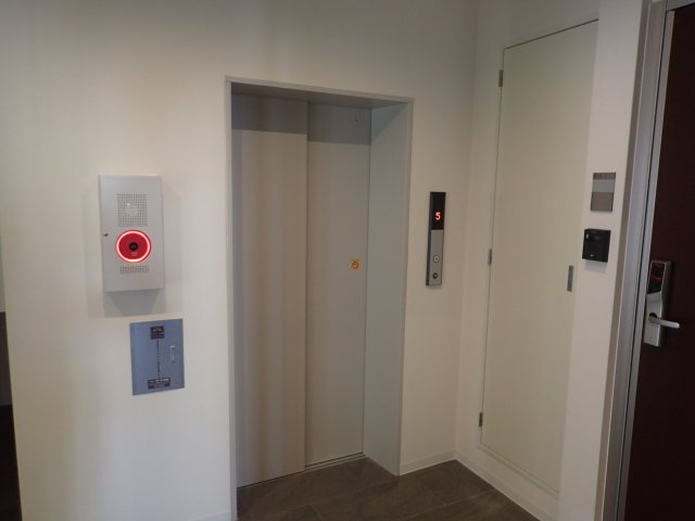 その他設備　エレバーター