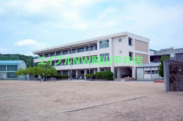小学校　玉野市立荘内小学校（小学校）まで1172m