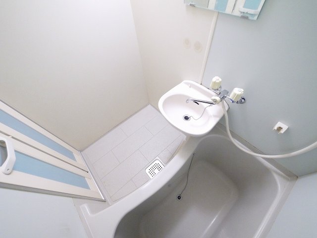 バス・シャワールーム　日々の疲れを癒すお風呂付です