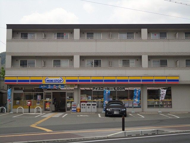 コンビニ　ミニストップ亀岡大井町土田店（コンビニ）まで1154m