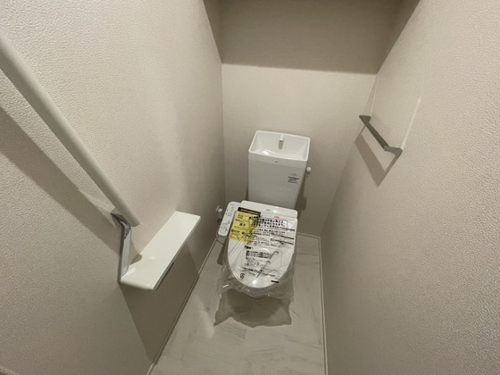 トイレ　※別部屋の写真です