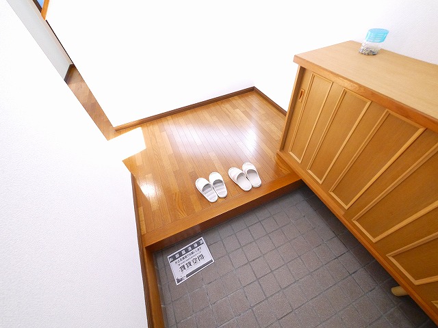 玄関　明るい玄関です