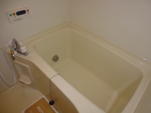 バス・シャワールーム　追い焚きバス