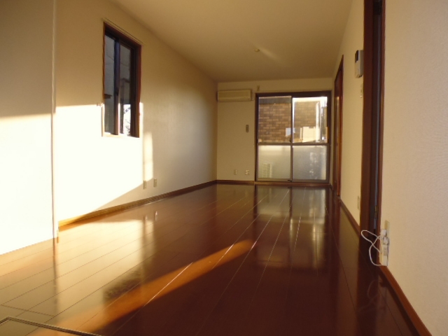 居室・リビング　リビング