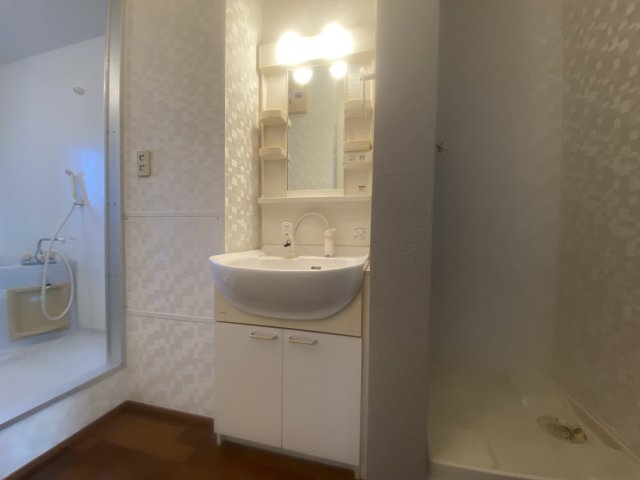 洗面設備　洗髪洗面化粧台！朝シャンＯＫ