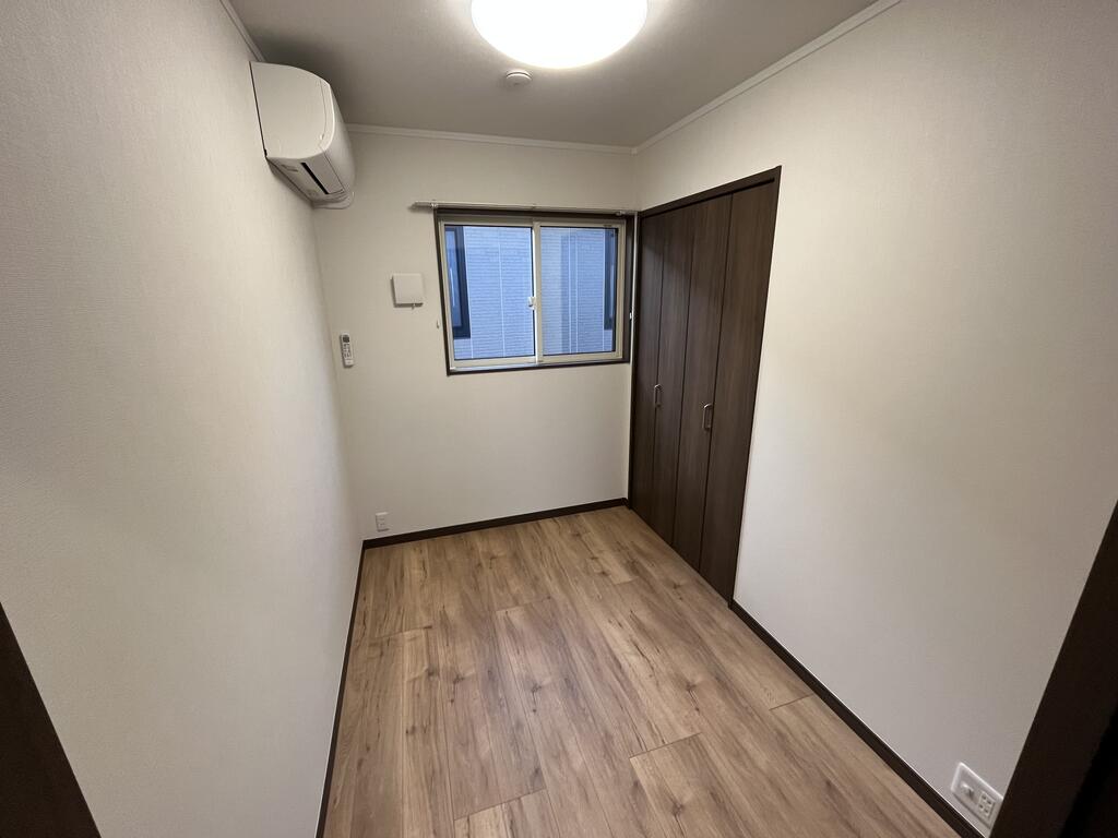 その他部屋・スペース　同型タイプの別物件参考、実物とは色合い等異なります。