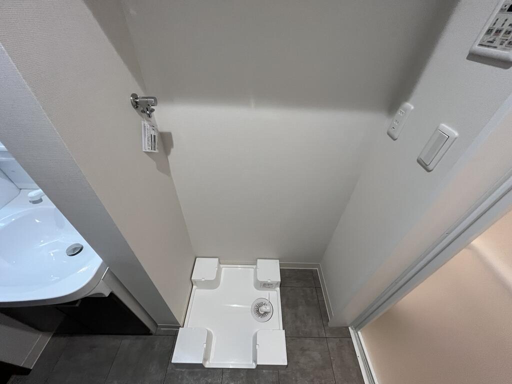 その他　同型タイプの別物件参考、実物とは色合い等異なります。