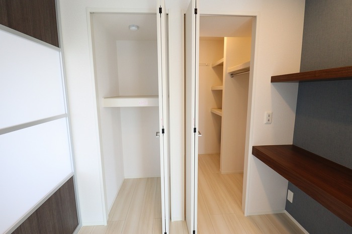収納　ウォークインクローゼット