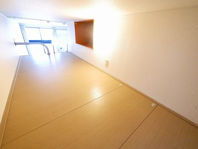 その他部屋・スペース　ロフト付き