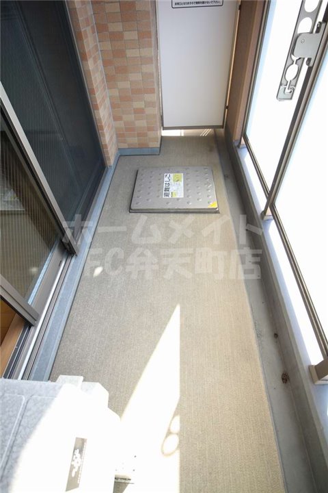 バルコニー　落ち着いた時間を過ごせるバルコニーです