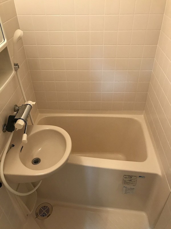 バス・シャワールーム　別部屋参考写真