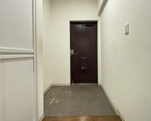 玄関　別部屋参考写真です。