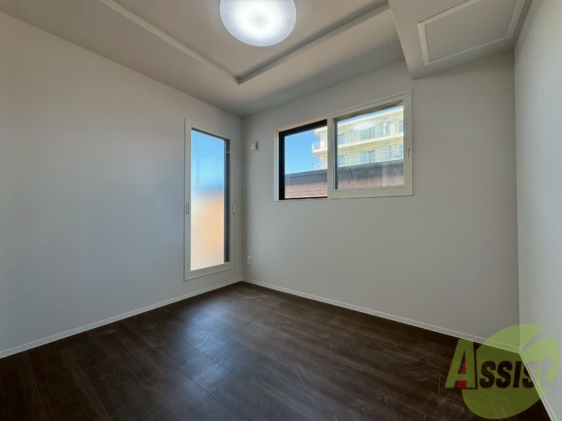 その他部屋・スペース　収納スペースが豊富な洋室です！荷物持ちさんでも安心