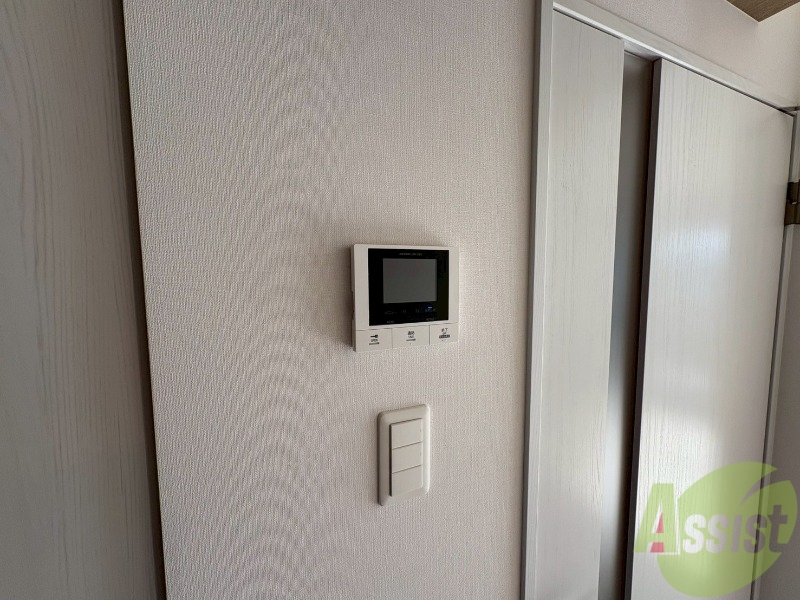 セキュリティ　ＴＶモニター付インターホンです。来客者の顔が見えるので安心！